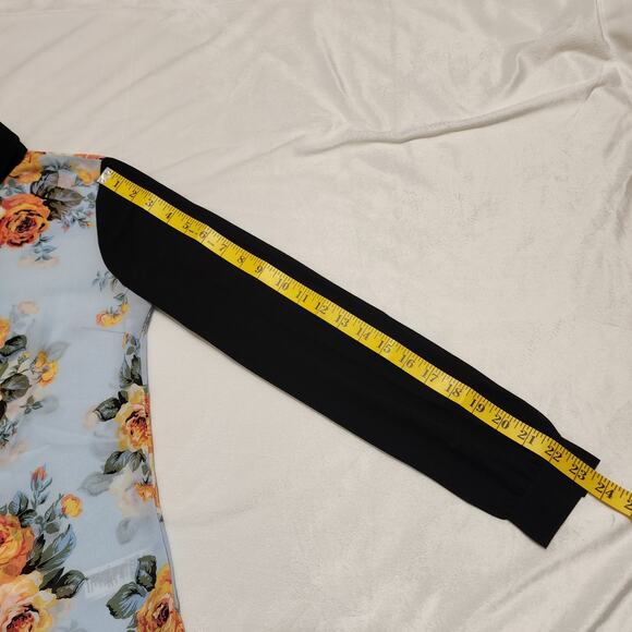 Forever 21 Sheer Black Blue Floral Button Down Shirt, Size Small - Picture 6 of 6